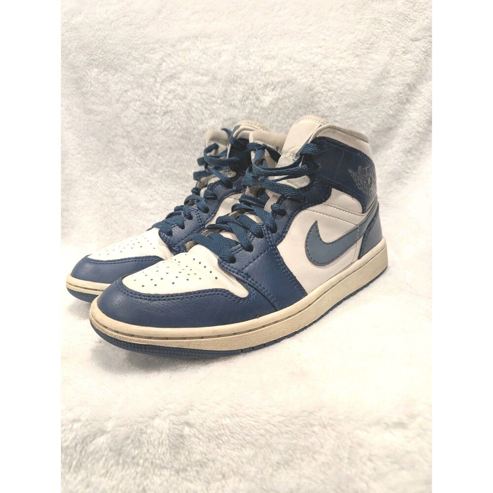 Women's Air Jordan 1 MID Sky J FR Blue/Ozone Blue-Sail (BQ6472 414)